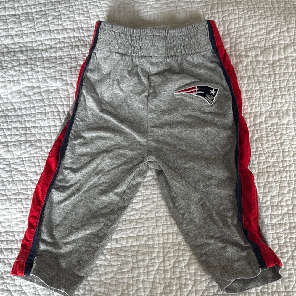 Kids NFL Patriots Gray and Red Sweatpants